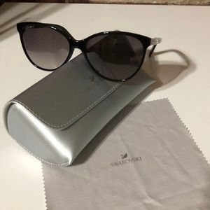 BRAND NEW Swarovski Sunglasses S123-H 😎